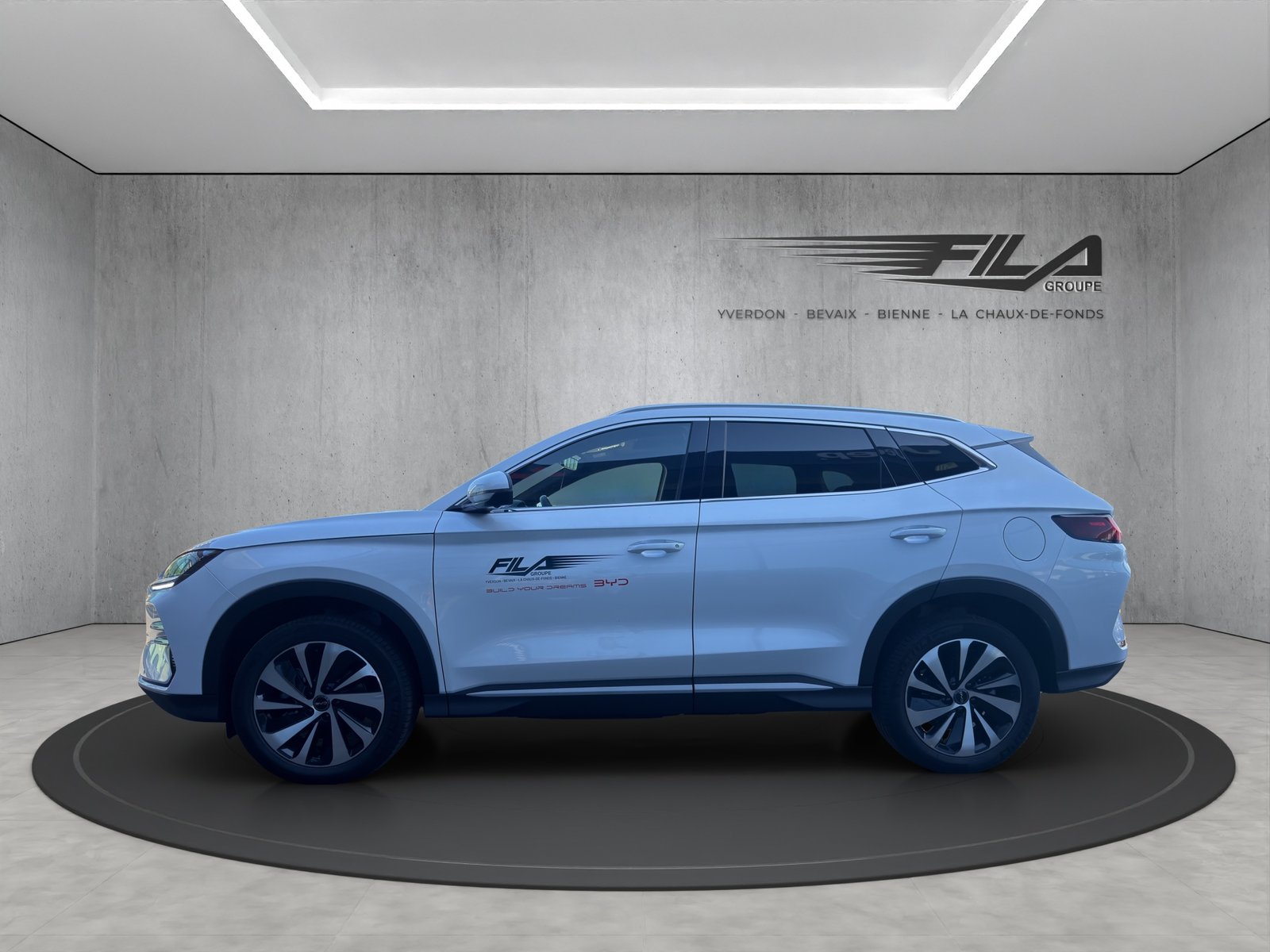 BYD Seal U DM-i Design AWD, Plug-in-Hybrid Benzin/Elektro, Vorführwagen, Automatik - 4