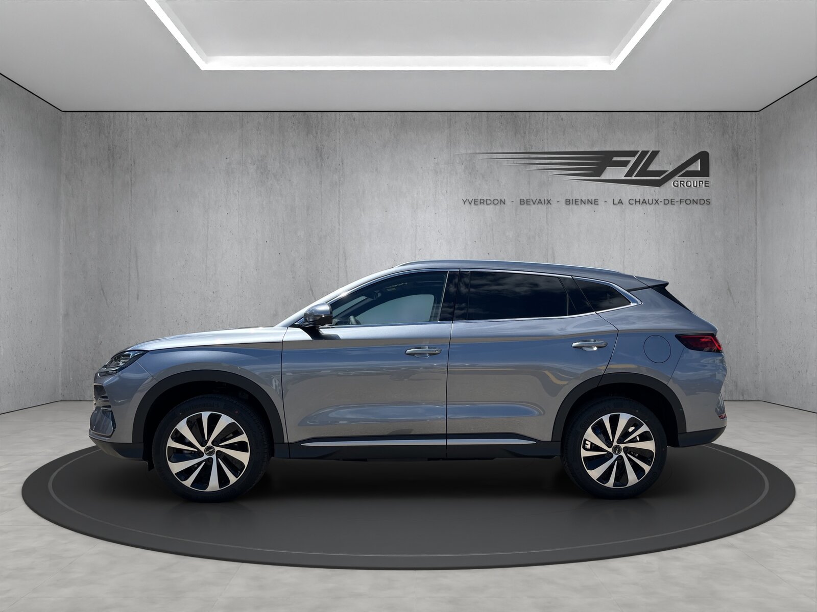 BYD Seal U DM-i Boost, Plug-in-Hybrid Petrol/Electric, Ex-demonstrator, Automatic - 4