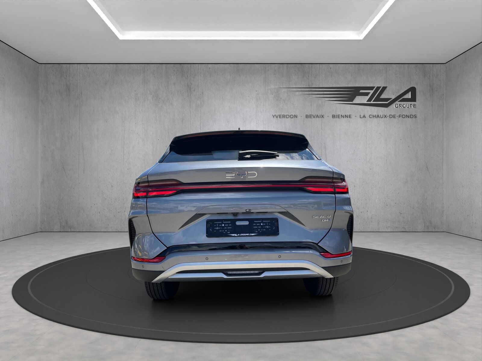 BYD Seal U DM-i Boost, Plug-in-Hybrid Petrol/Electric, Ex-demonstrator, Automatic - 5