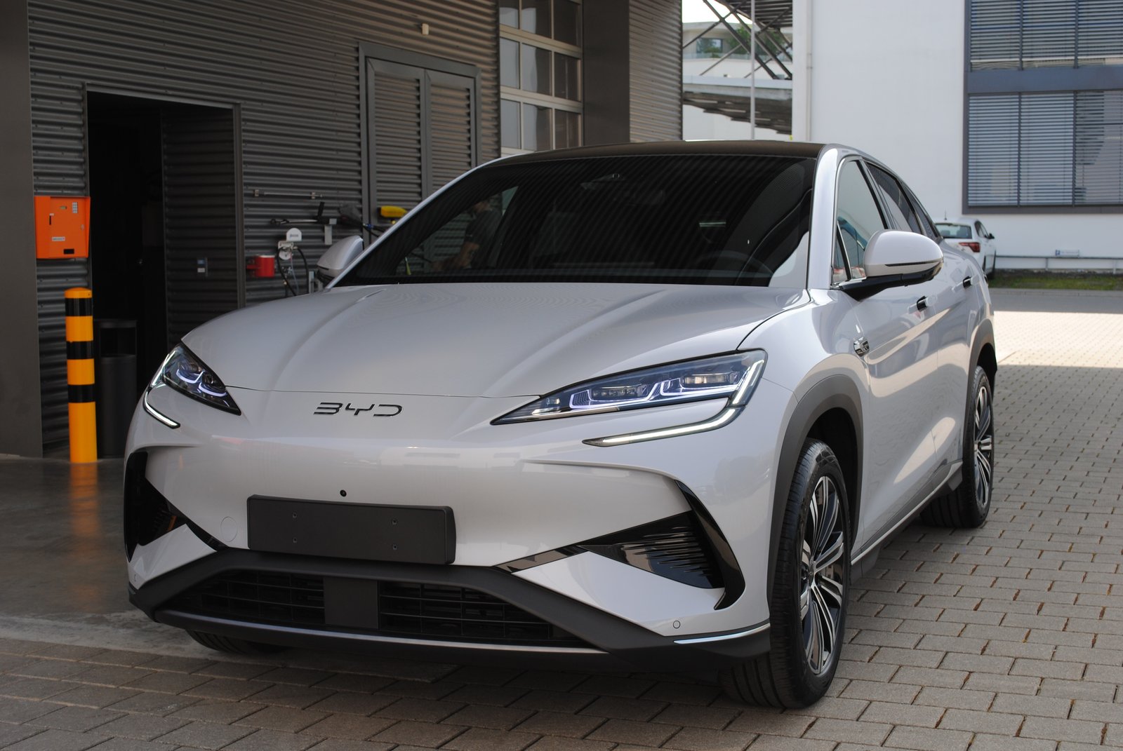 BYD Sealion 7 91,3 kWh Excellence AWD, Elektro, Neuwagen, Automatik - 2