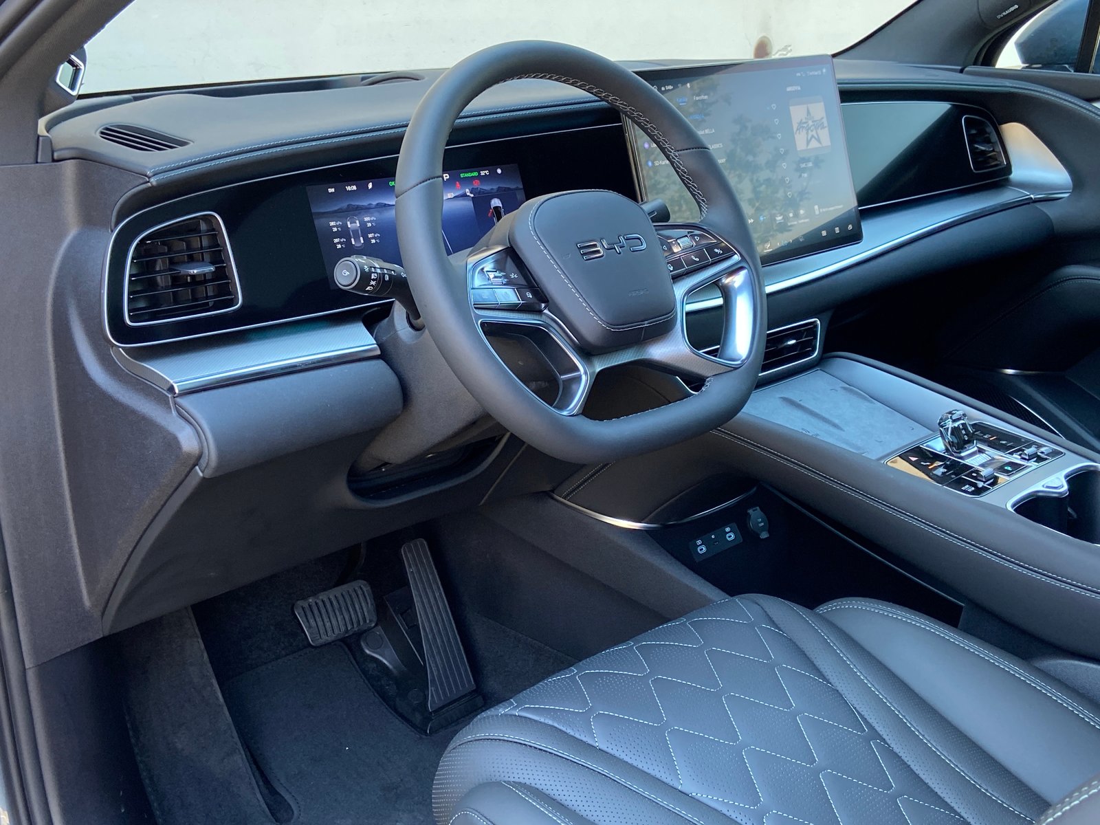 BYD Sealion 7 91,3 kWh Excellence AWD, Elektro, Neuwagen, Automatik - 6