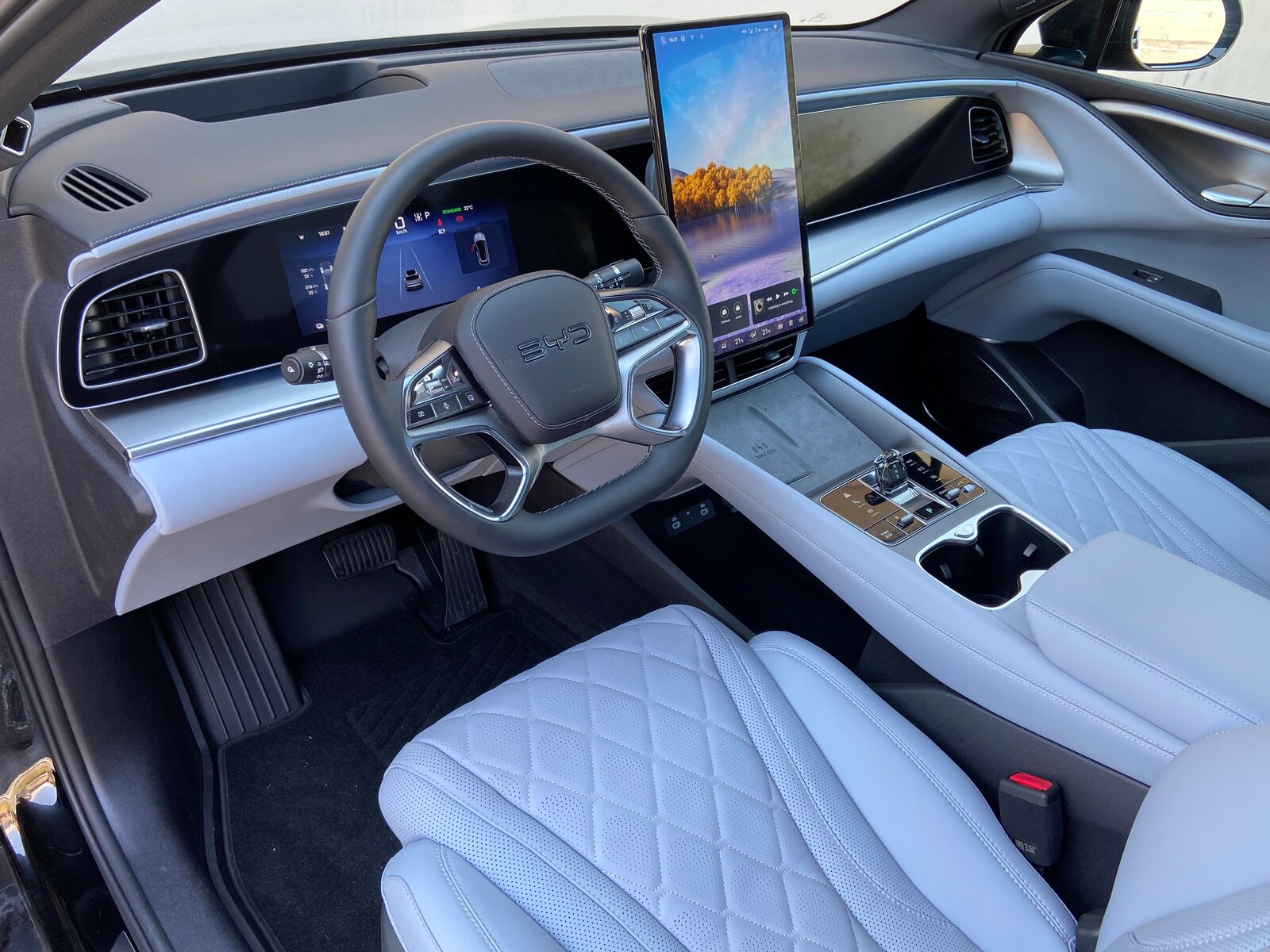 BYD Sealion 7 91,3 kWh Excellence AWD, Elektro, Neuwagen, Automatik - 4