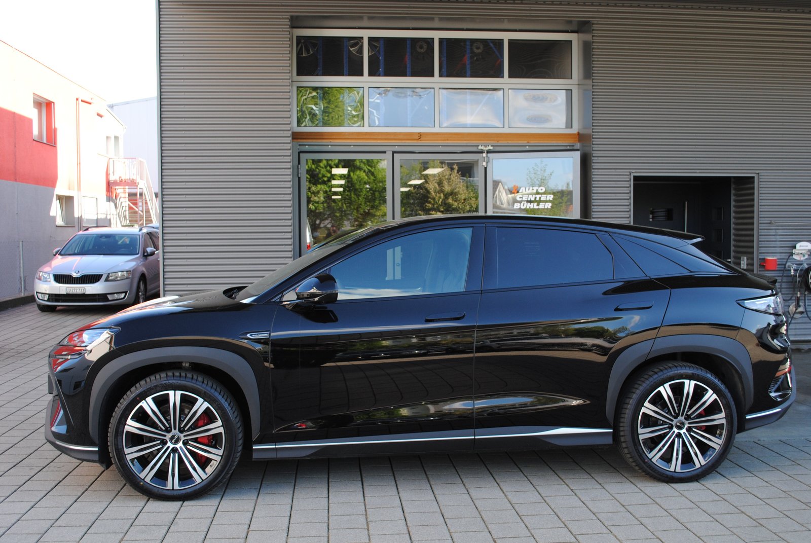 BYD Sealion 7 91,3 kWh Excellence AWD, Electric, Second hand / Used, Automatic - 4