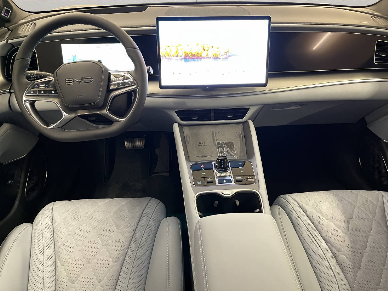 BYD Sealion 7 Excellence AWD CH FAHRZEUG, Electric, New car, Automatic - 7