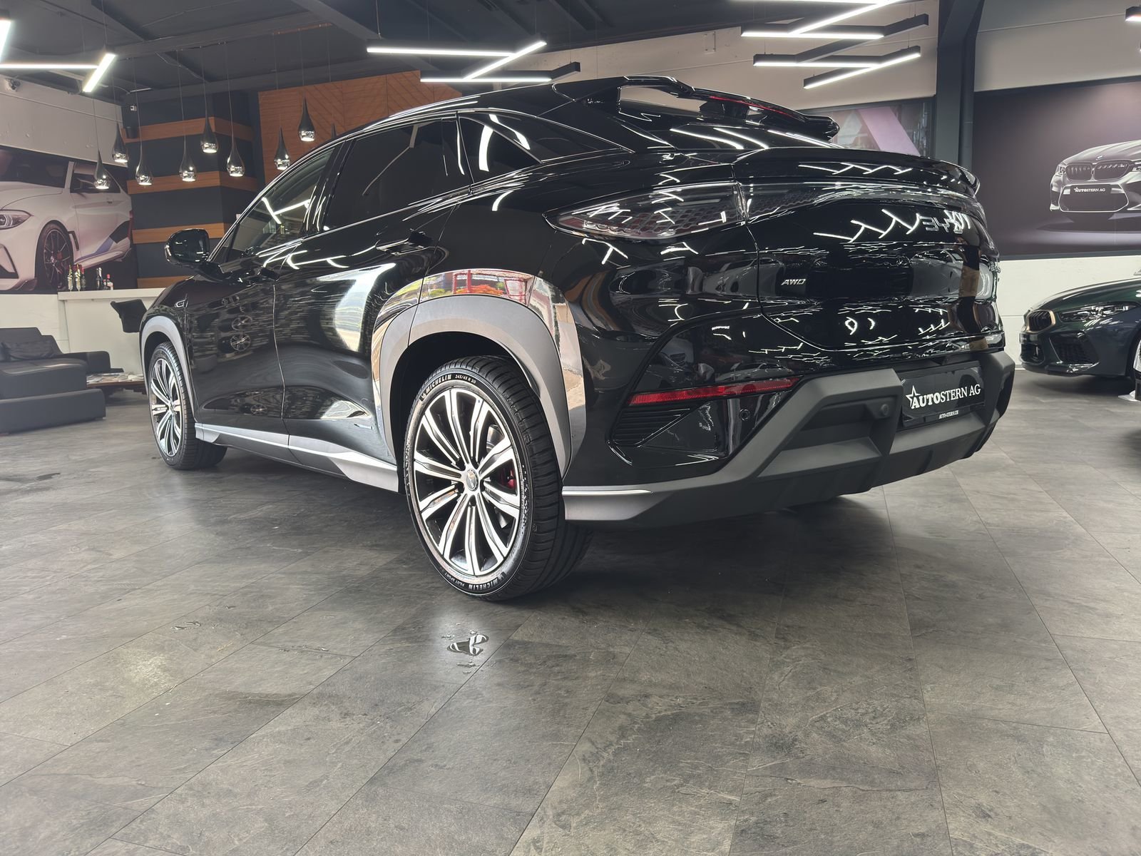 BYD Sealion 7 91,3 kWh Excellence AWD, Electric, New car, Automatic - 7