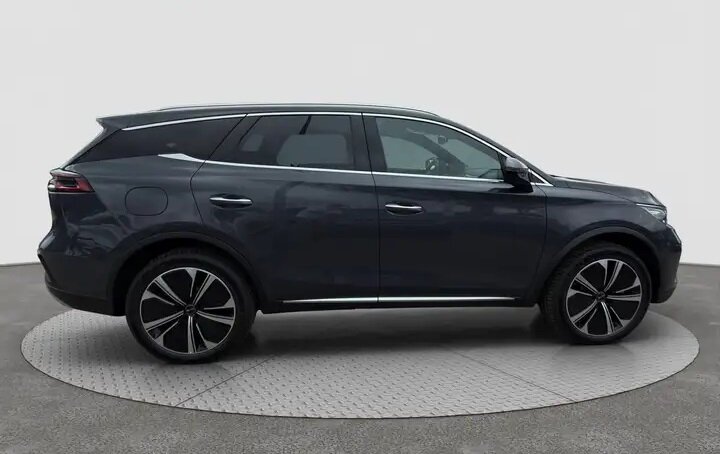 BYD Tang Flagship 4 x 4 / 7-Sitzer, Elektro, Neuwagen, Automatik - 2