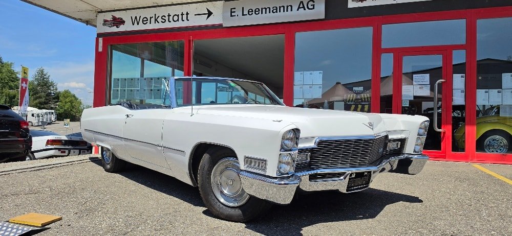 CADILLAC 1968