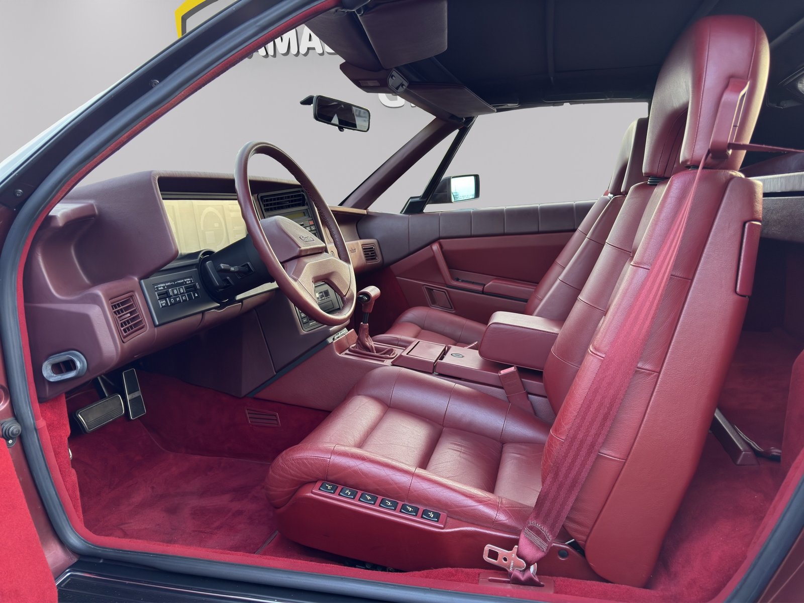 CADILLAC ALLANTE Pininfarina 4.1 V8, Benzin, Occasion / Gebraucht, Automatik - 7