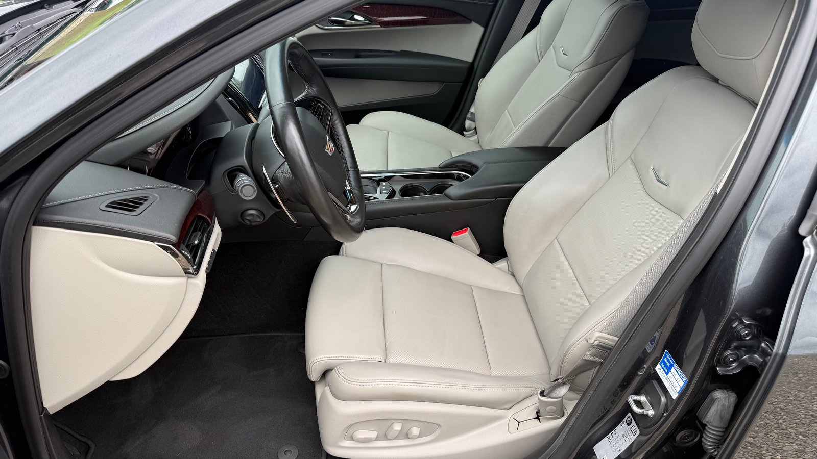 CADILLAC ATS Sedan 2.0 Turbo Premium AWD Automatic, Benzin, Occasion / Gebraucht, Automatik - 3