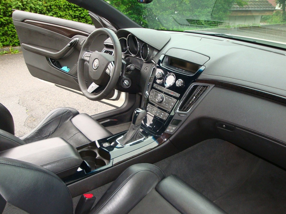 CADILLAC CTS-V Coupe 6.2 V8 SC Automatik, Essence, Occasion / Utilisé, Automatique - 6