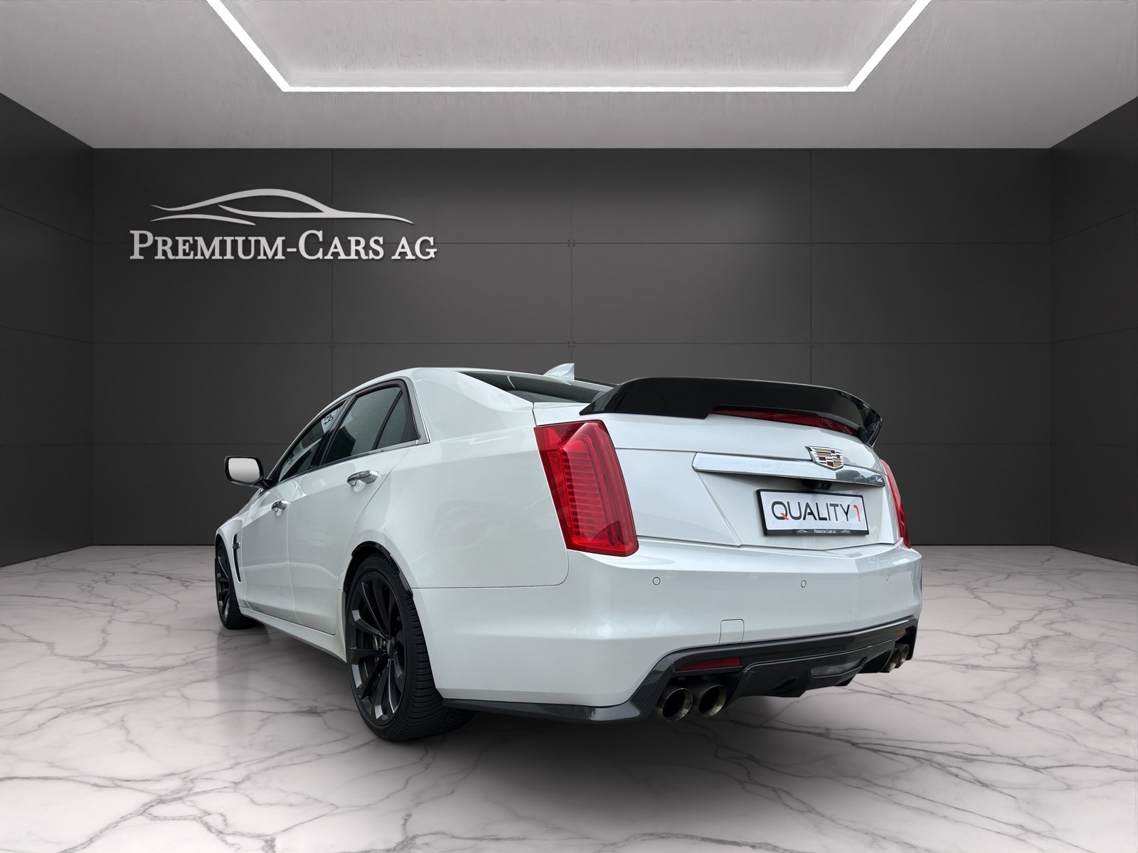 CADILLAC CTS-V Sedan 6.2 Supercharged Automatic, Benzin, Occasion / Gebraucht, Automatik - 3