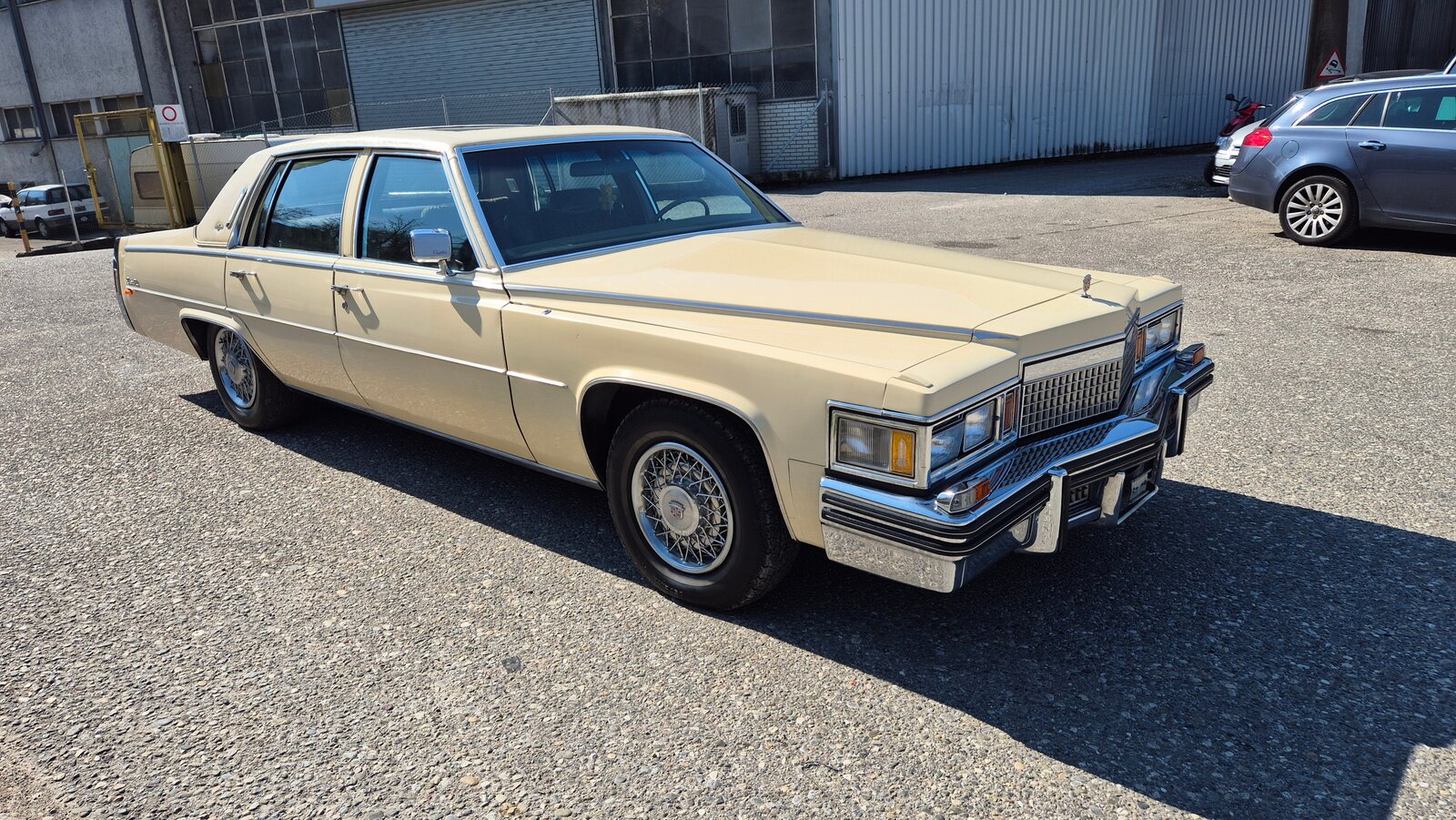 CADILLAC D'élégance, Benzina, Occasioni / Usate, Automatico - 4