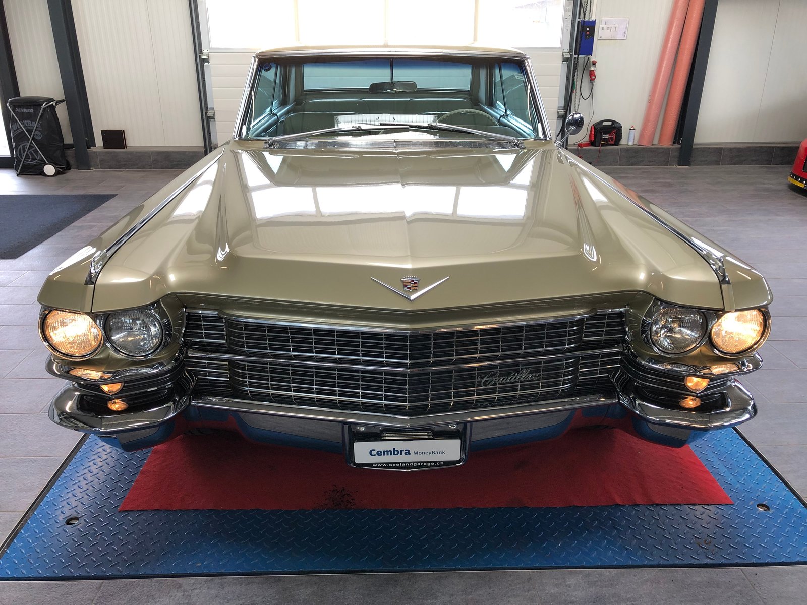 CADILLAC DEVILLE COUPE 6.4-V8, Petrol, Classic, Automatic - 5