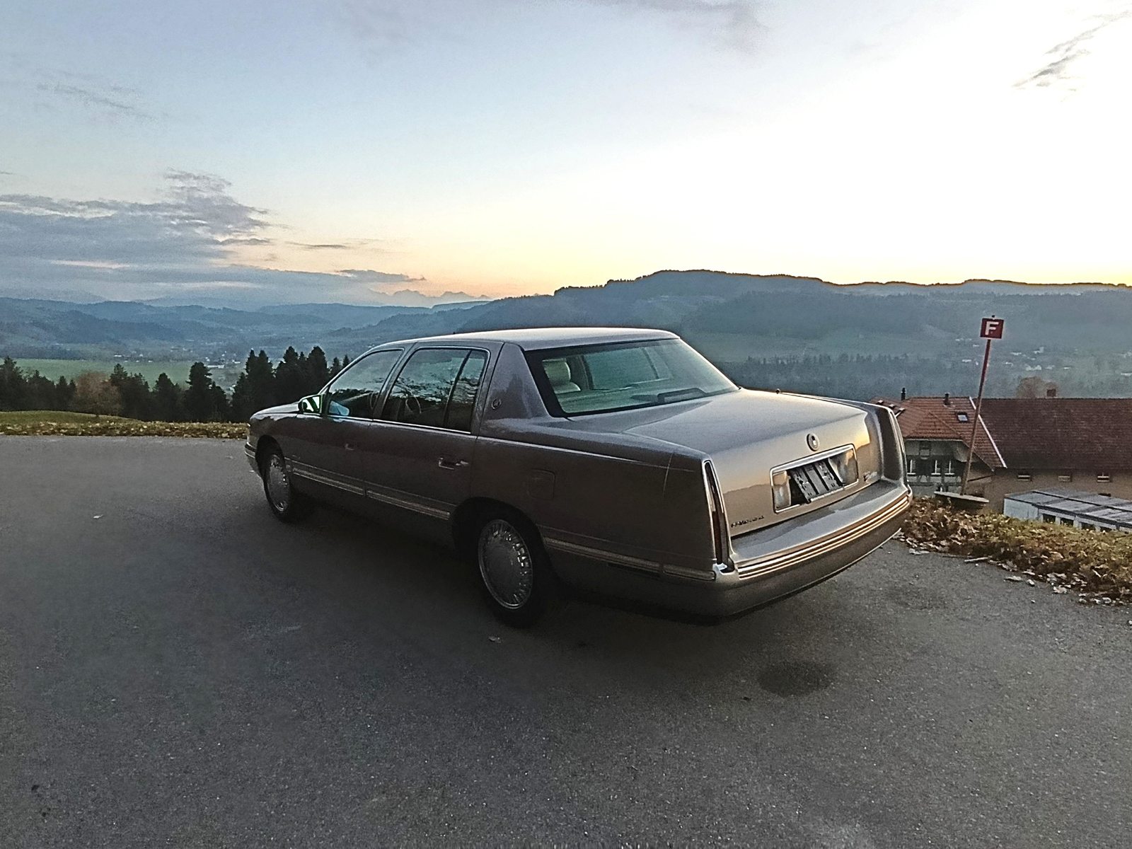 CADILLAC Basis, Natural Gas (CNG) / Petrol, Second hand / Used, Automatic - 5