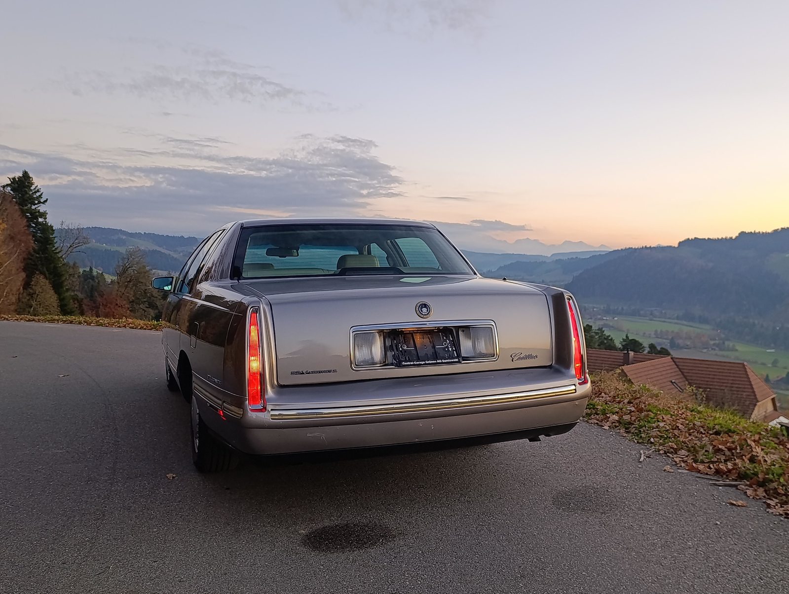CADILLAC Basis, Natural Gas (CNG) / Petrol, Second hand / Used, Automatic - 7