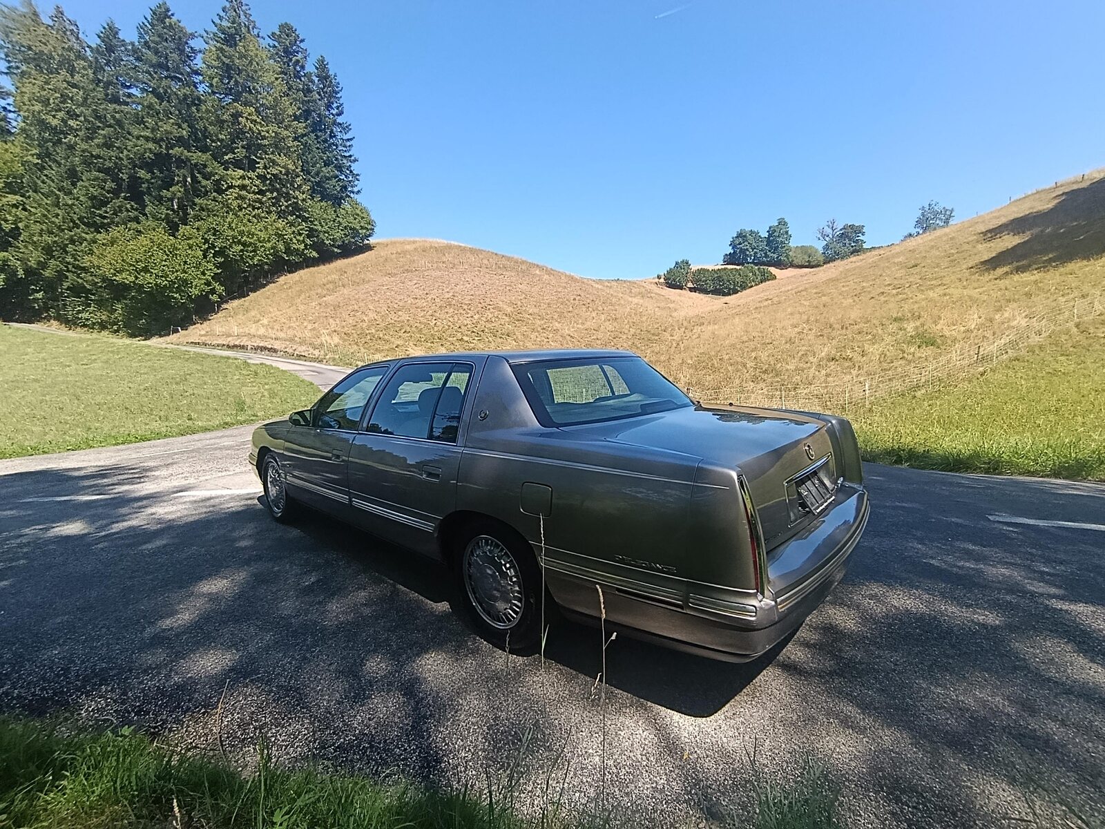CADILLAC Basis, Benzin, Occasion / Gebraucht, Automatik - 4
