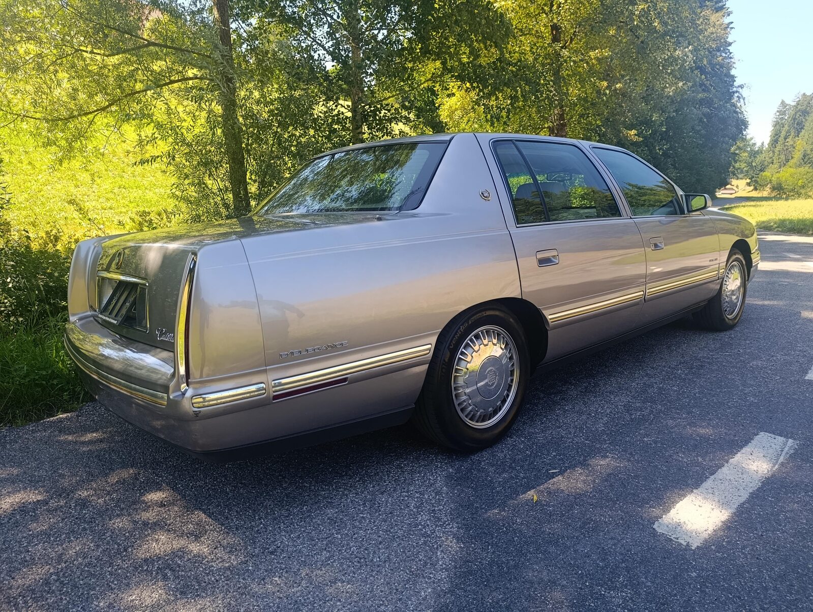 CADILLAC Basis, Benzin, Occasion / Gebraucht, Automatik - 6