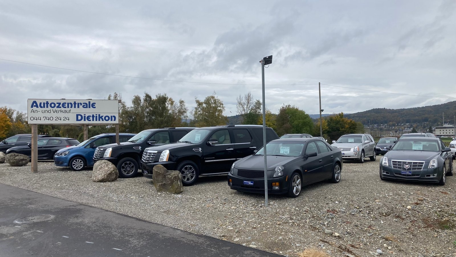 CADILLAC Escalade 6.2 Sport Luxury, Benzin, Occasion / Gebraucht, Automatik - 2