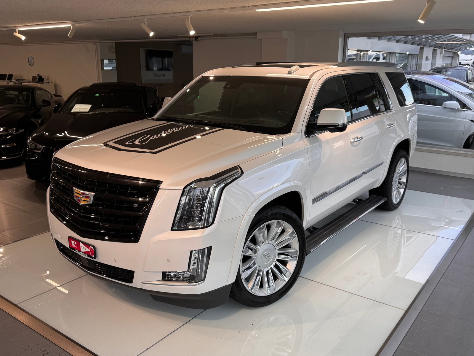 CADILLAC Escalade 6.2 Premium Automatic, Benzin, Occasion / Gebraucht, Automatik - 2