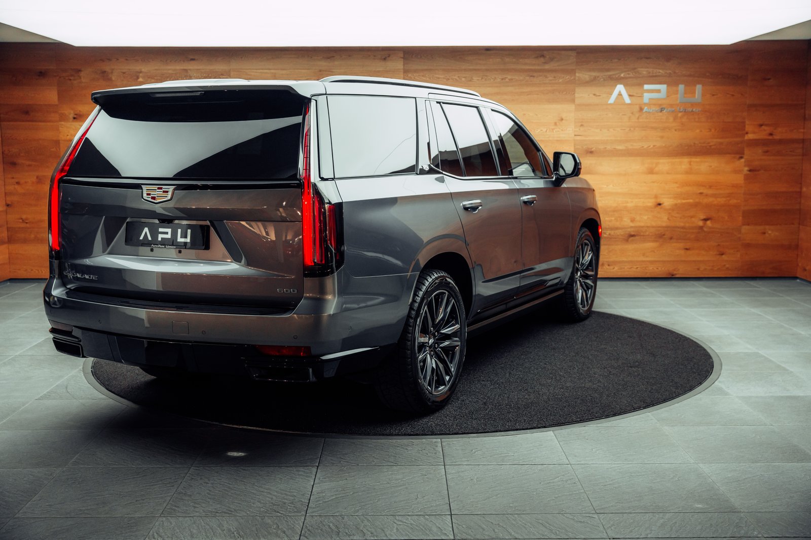 CADILLAC Escalade Platinum Sport, Essence, Occasion / Utilisé, Automatique - 2