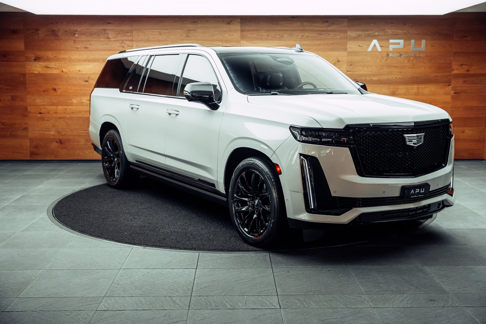 CADILLAC Escalade ESV