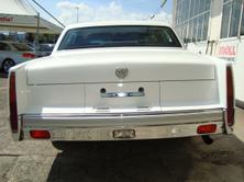 CADILLAC Fleetwood 4.5, Petrol, Second hand / Used, Automatic - 5