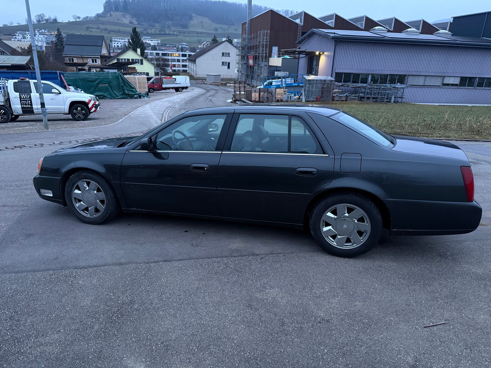 CADILLAC DTS, Benzin, Occasion / Gebraucht, Automatik - 6