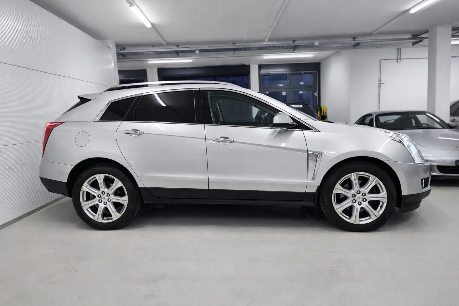 CADILLAC SRX 3.6 V6 Sport Luxury 4WD Automatic *CH-Fahrezug*, Petrol, Second hand / Used, Automatic - 5