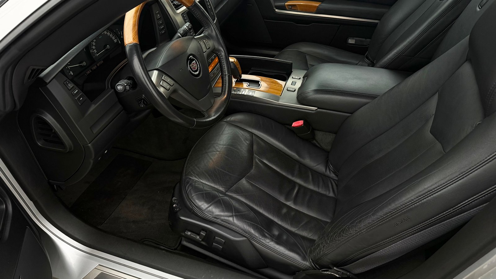 CADILLAC XLR 4.6 32V, Benzin, Occasion / Gebraucht, Automatik - 2