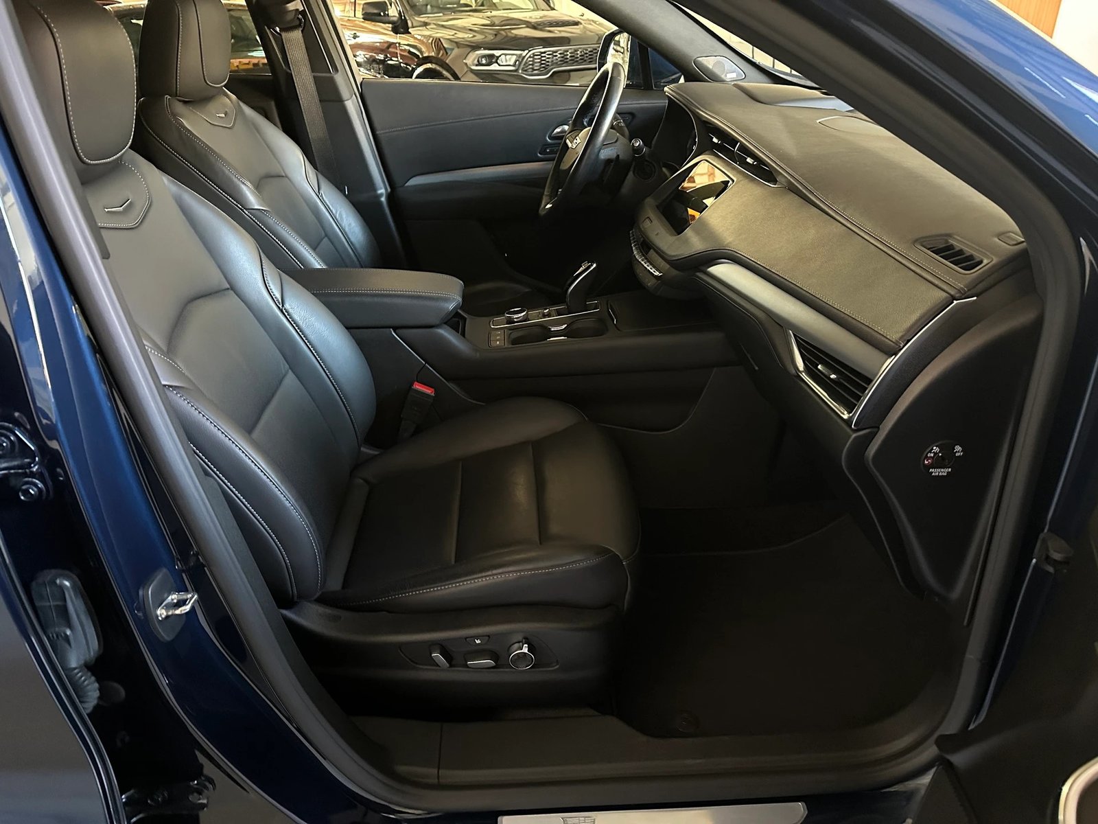 CADILLAC XT4 350T 2.0 Premium Luxury AWD Automat, Benzina, Occasioni / Usate, Automatico - 5
