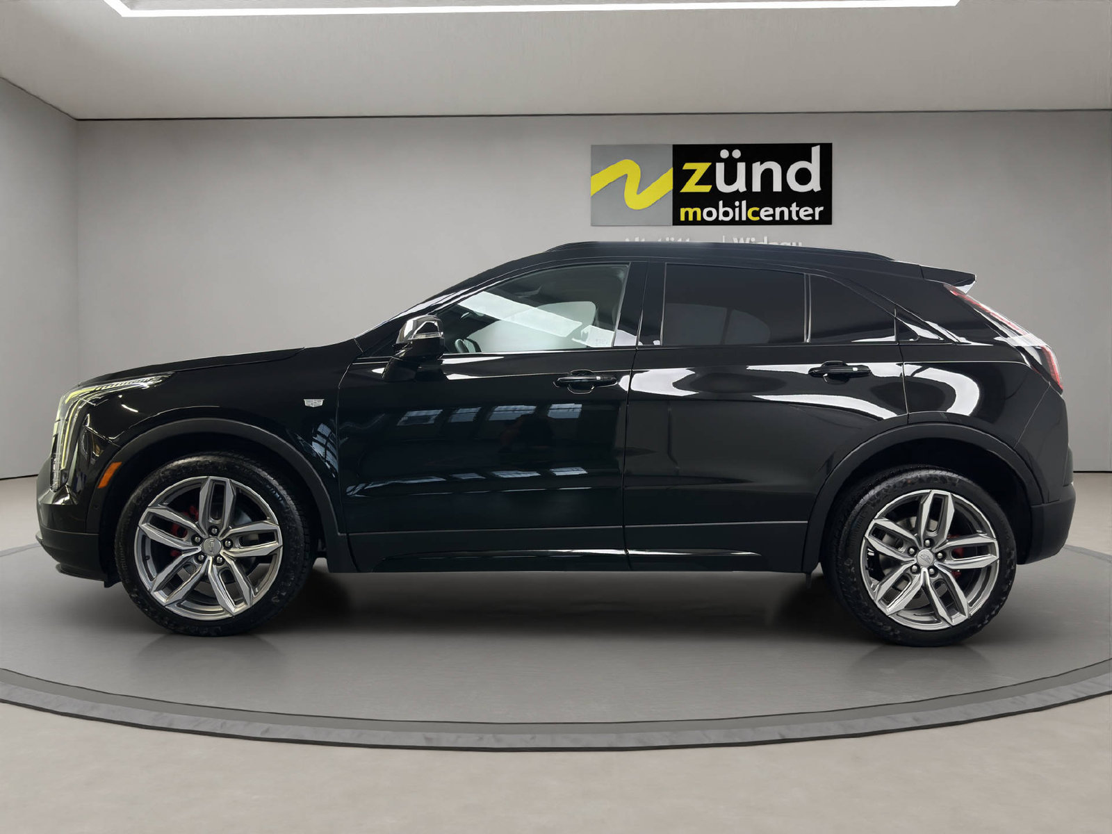 CADILLAC XT4 2.0 T Sport AWD, Benzina, Occasioni / Usate, Automatico - 2