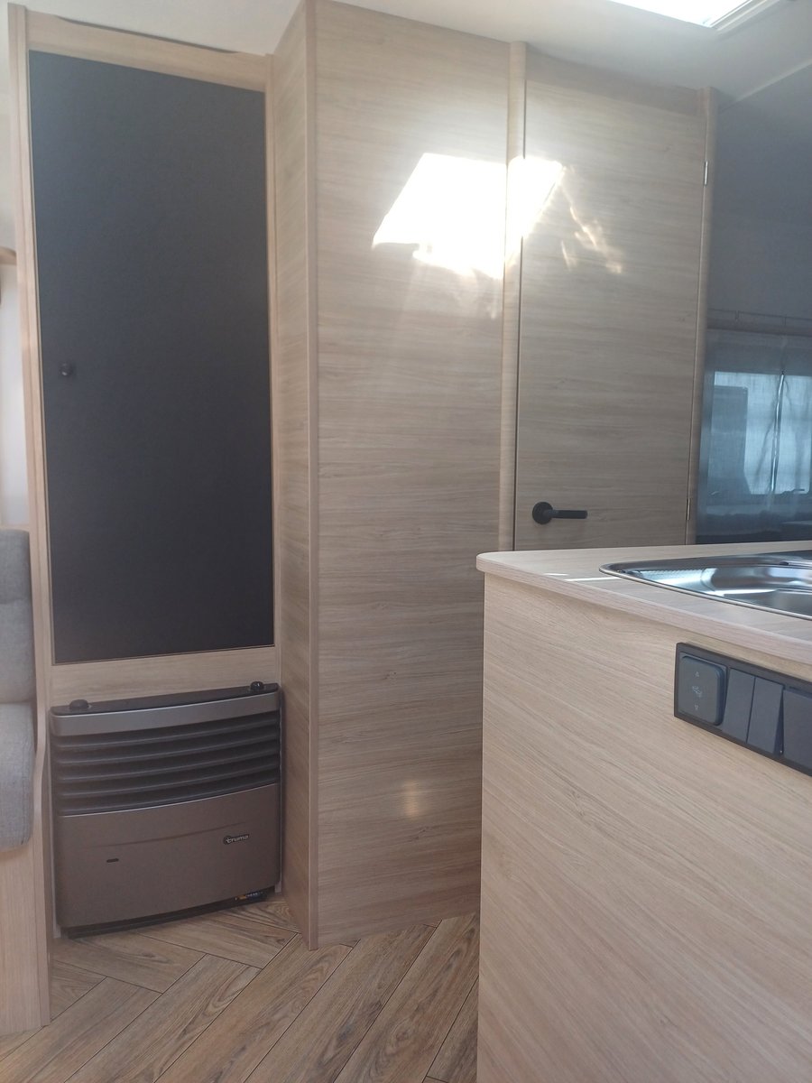 CARAVELAIR 492 Sport Line, Occasion / Gebraucht - 7