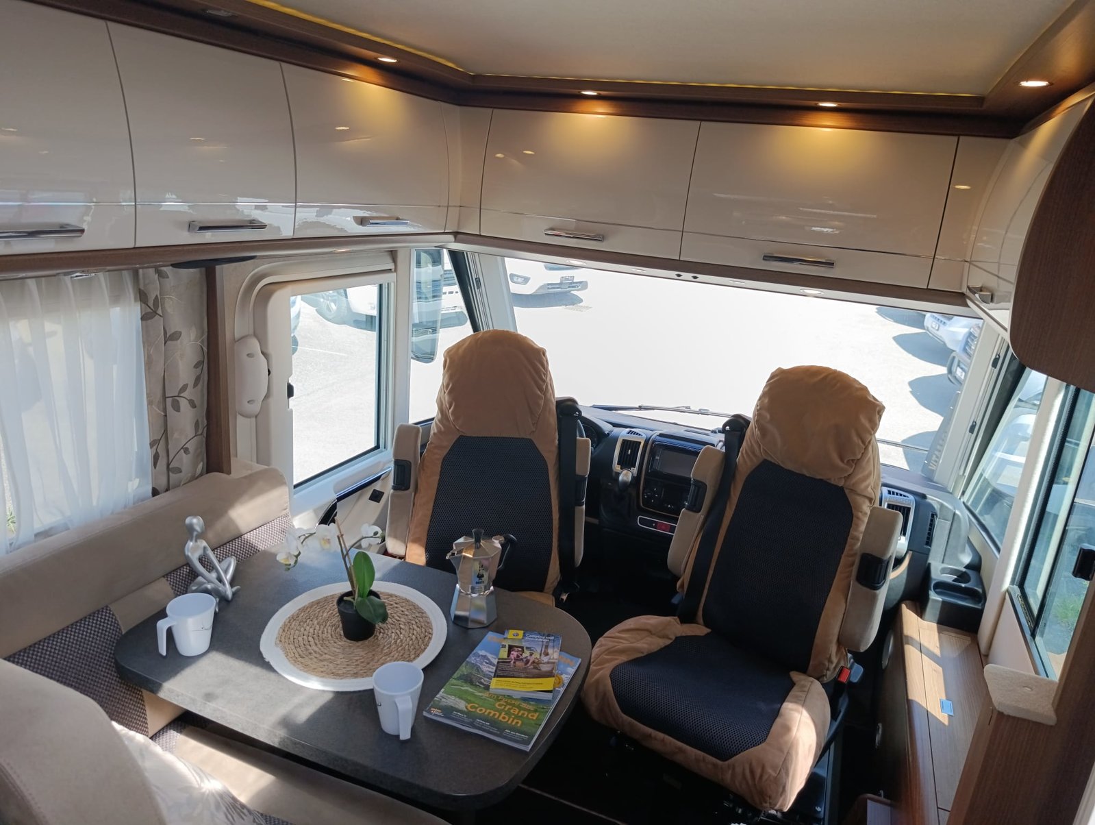 CARTHAGO 141 LE *** Die Super-Leichtgewicht-Klasse Weltmeist, Diesel, Occasion / Utilisé, Automatique - 2
