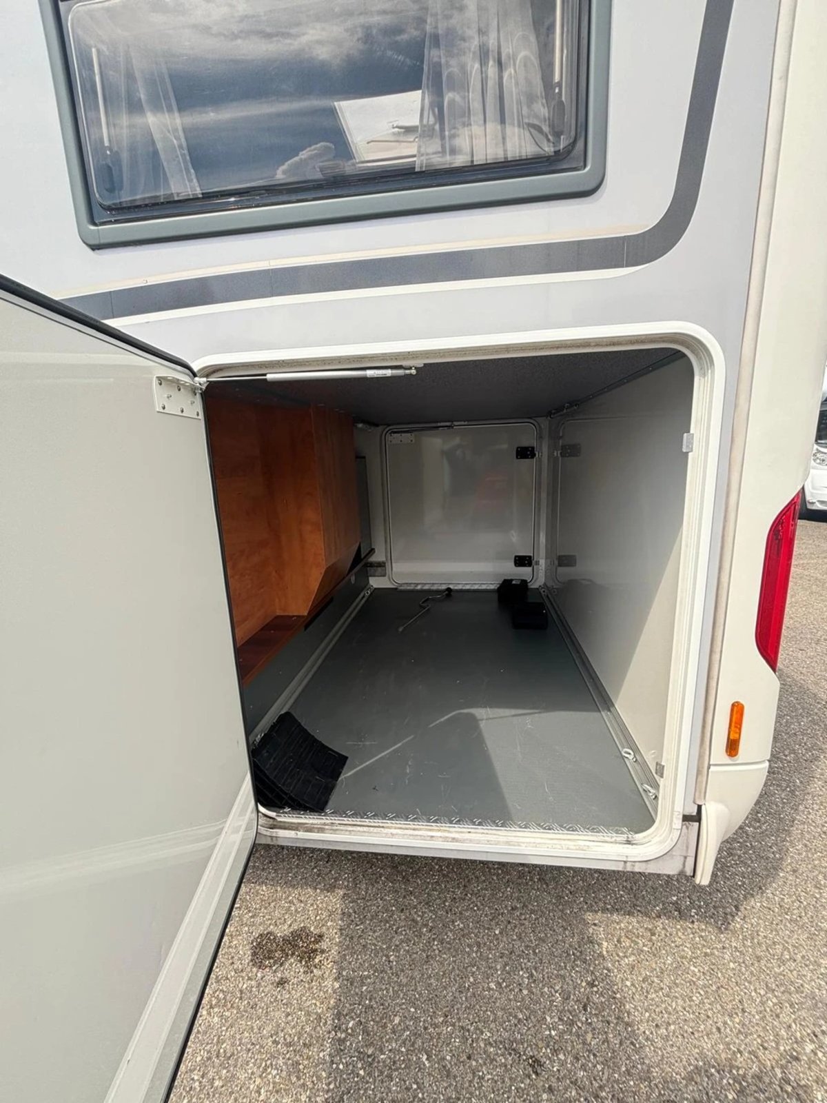 CARTHAGO C-Tourer I 143 / Längsbett / Automat, Diesel, Occasioni / Usate - 7