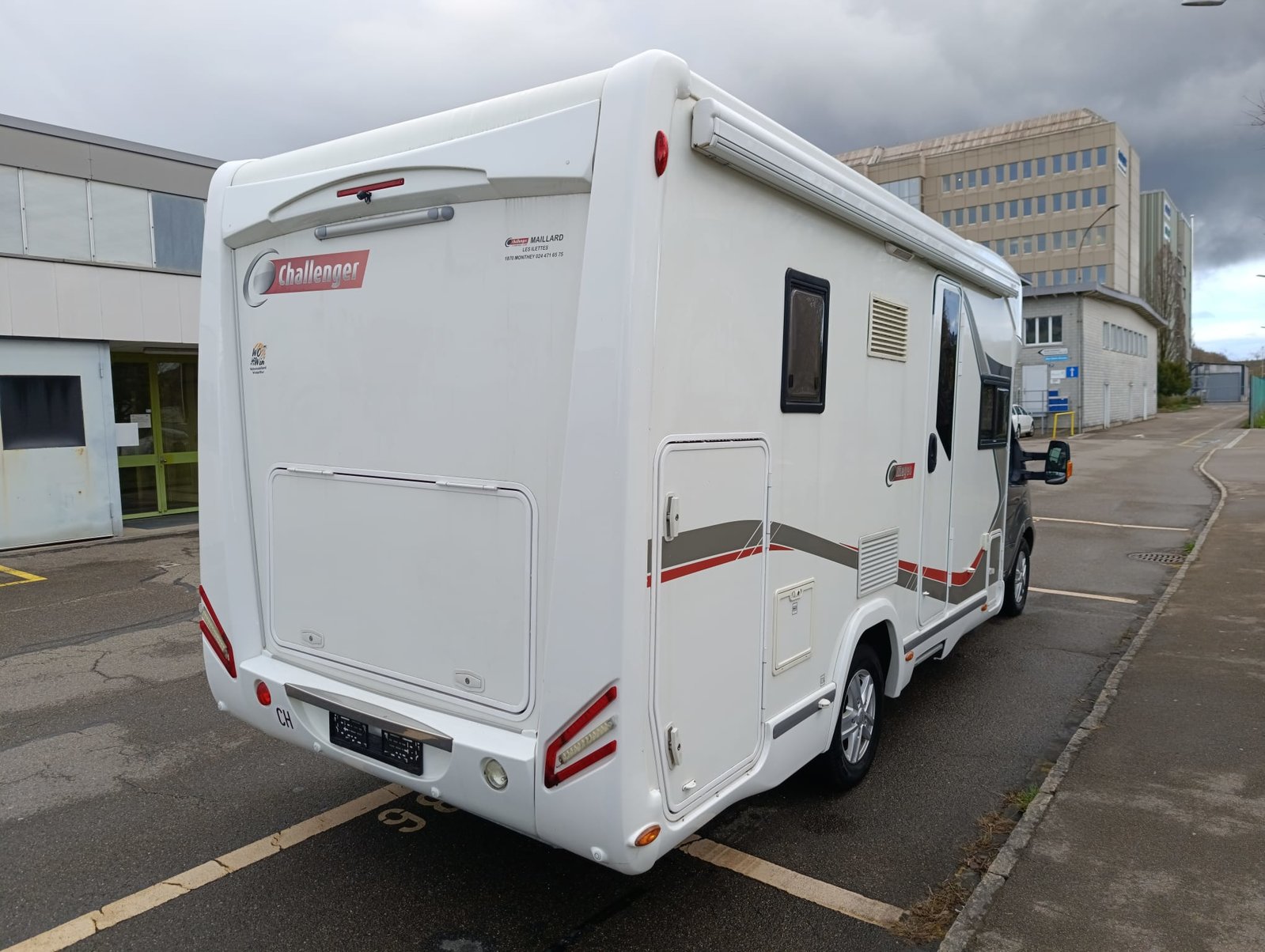 CHALLENGER Trigano FD4 ***Top gepflegter Familien-Camper mit, Diesel, Occasion / Gebraucht, Handschaltung - 3