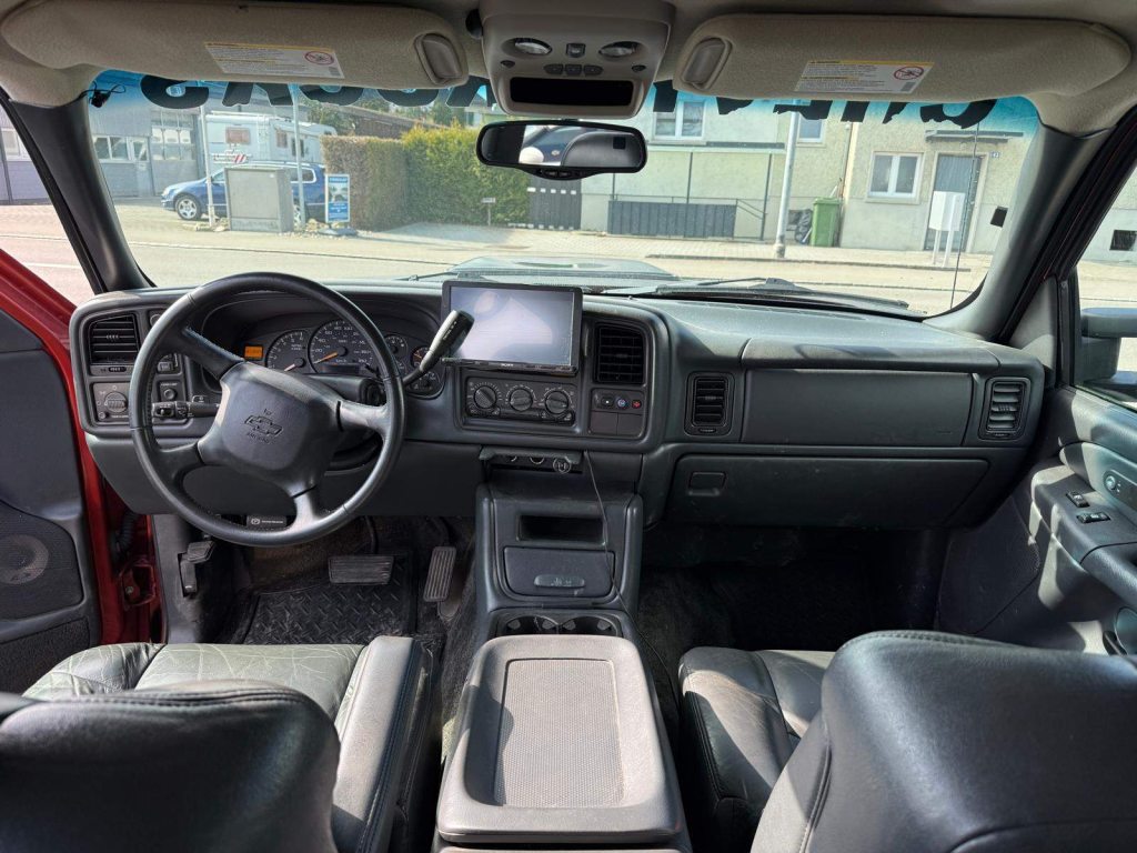 CHEVROLET AVALANCHE 2500, Essence, Occasion / Utilisé, Automatique - 5