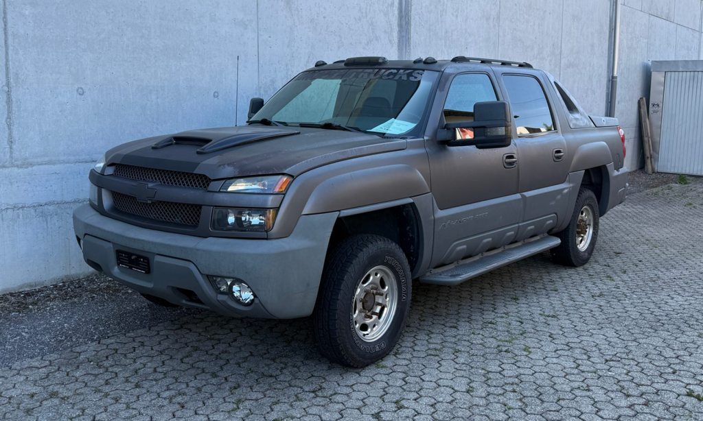 CHEVROLET AVALANCHE 2500