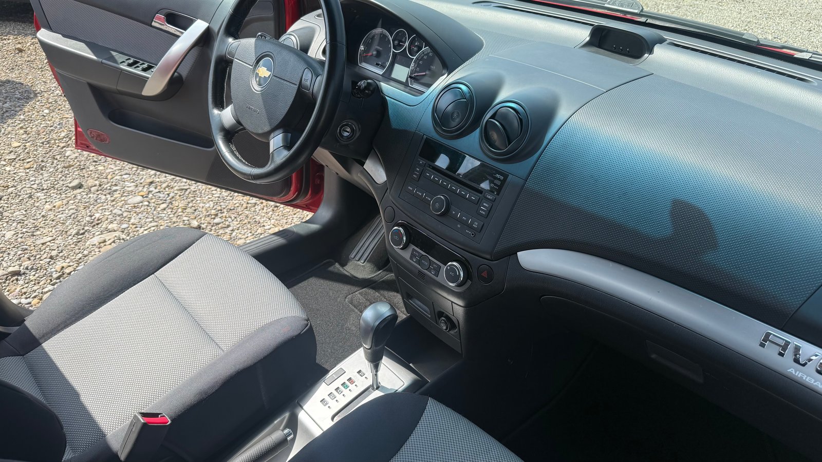 CHEVROLET Aveo 1.4 LT Automatic, Petrol, Second hand / Used, Automatic - 5