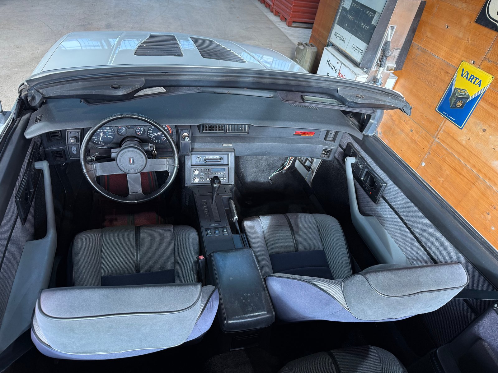 CHEVROLET Camaro 5.0 TBI IROC-Z Convertible, Benzin, Occasion / Gebraucht, Automatik - 5