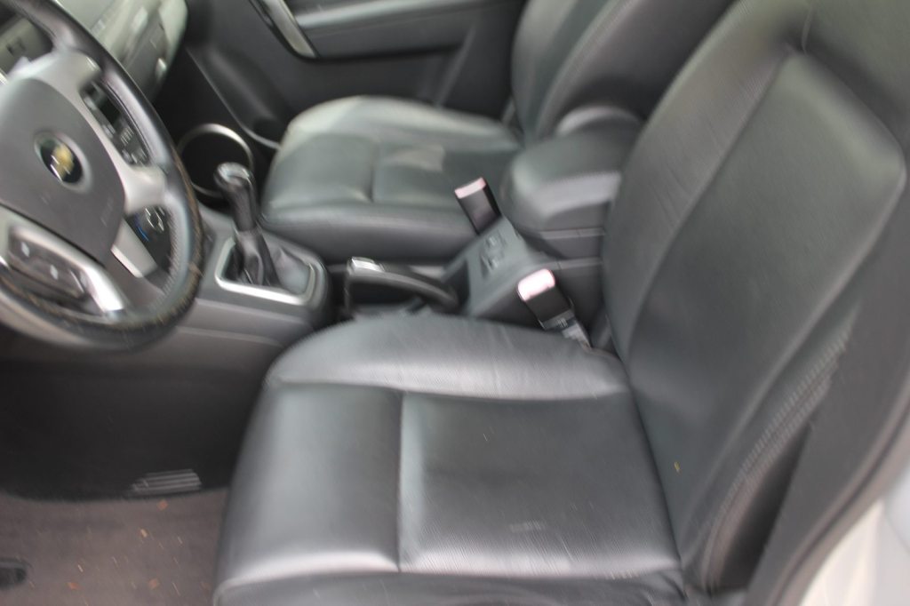 CHEVROLET CAPTIVA 2.0 VCDi LT 4WD, Diesel, Occasion / Utilisé, Manuelle - 4