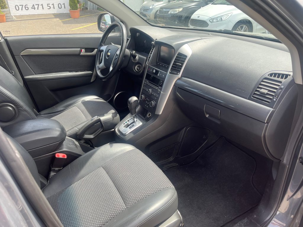 CHEVROLET CAPTIVA 2.0 VCDi LT 4WD, Diesel, Second hand / Used, Automatic - 6