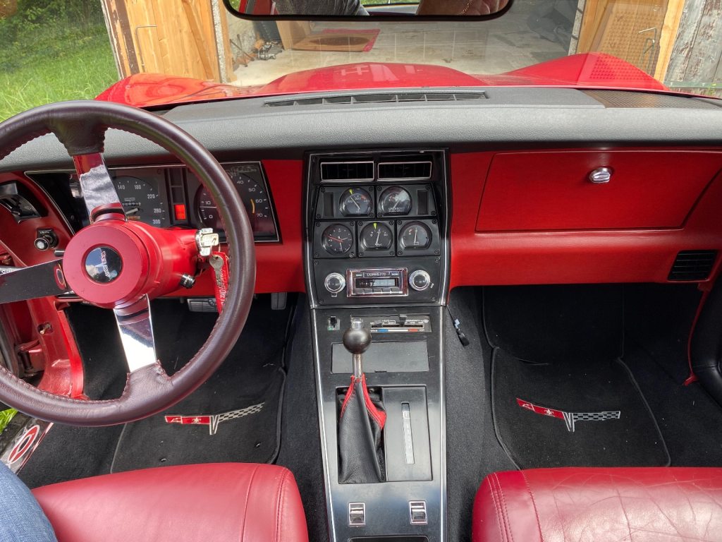 CHEVROLET CORVETTE C3, Petrol, Classic, Automatic - 7