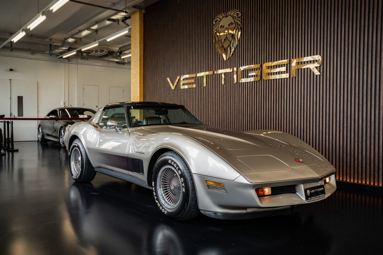 CHEVROLET CORVETTE C3 Collector Edition, Essence, Occasion / Utilisé, Automatique - 2