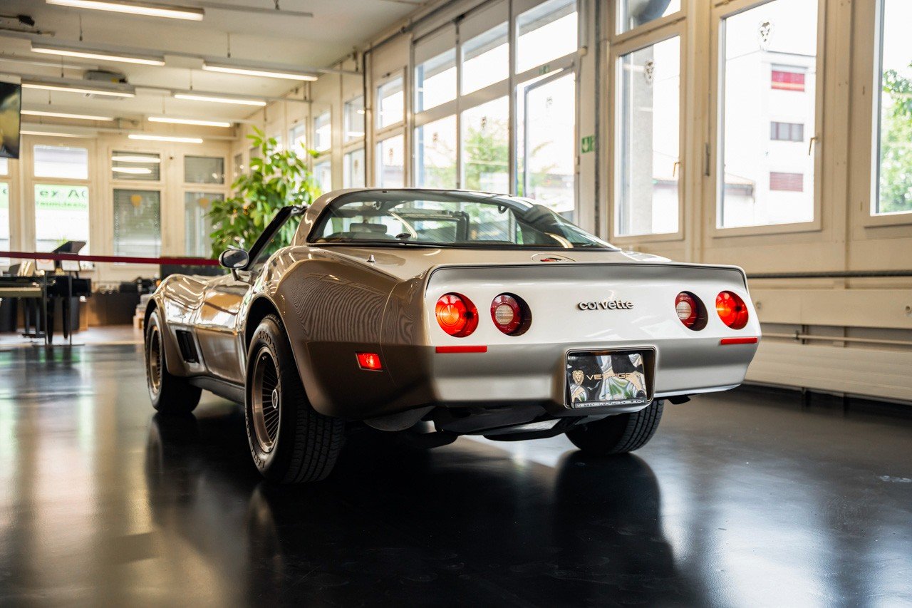 CHEVROLET CORVETTE C3 Collector Edition, Essence, Occasion / Utilisé, Automatique - 5