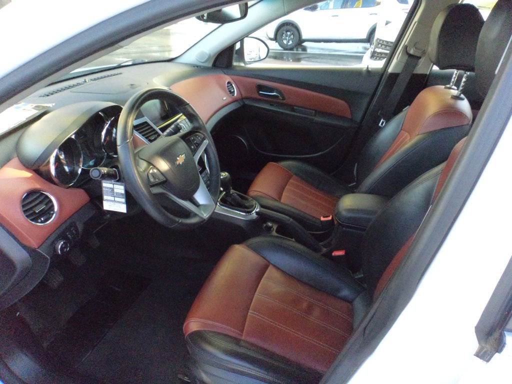CHEVROLET Cruze 1.8 LTZ, Petrol, Second hand / Used, Manual - 3