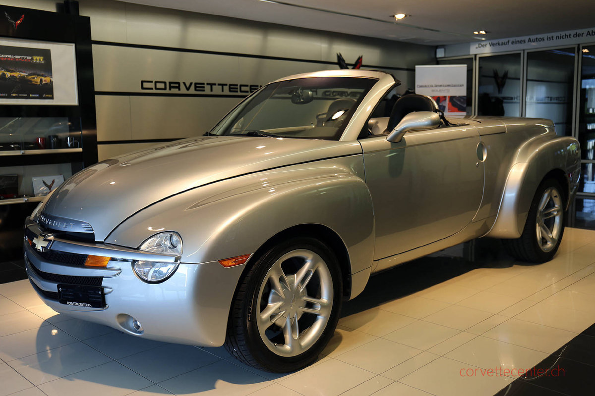 CHEVROLET SSR 6.0 LS2