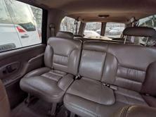 CHEVROLET Suburban 4x4, Petrol, Second hand / Used, Automatic - 5