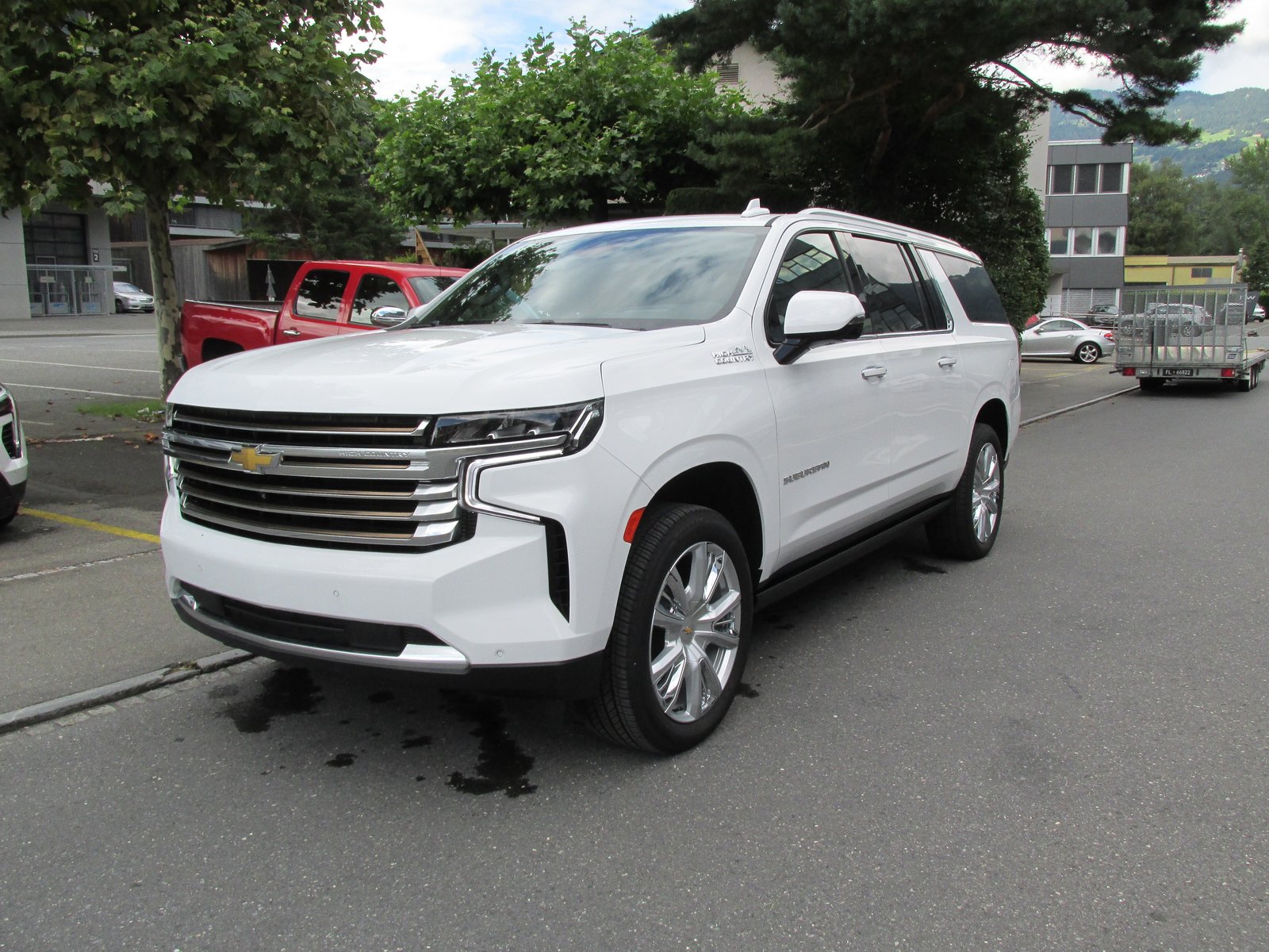 CHEVROLET Suburban High Country 6.2 4x4