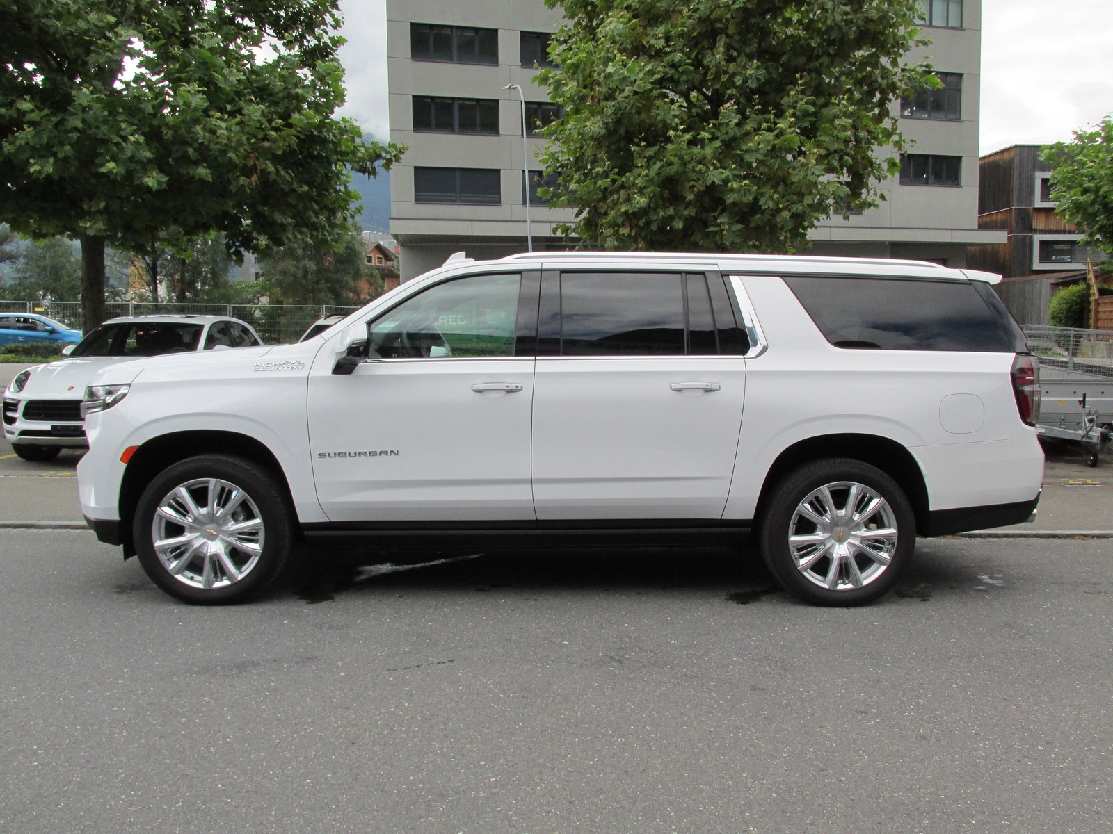 CHEVROLET Suburban High Country 6.2 4x4, Essence, Voiture nouvelle - 2