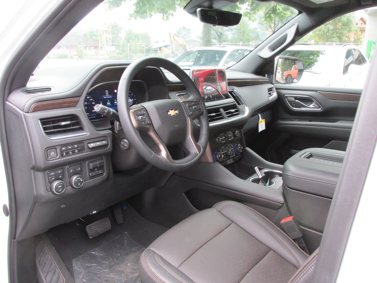 CHEVROLET Suburban High Country 6.2 4x4, Essence, Voiture nouvelle - 3